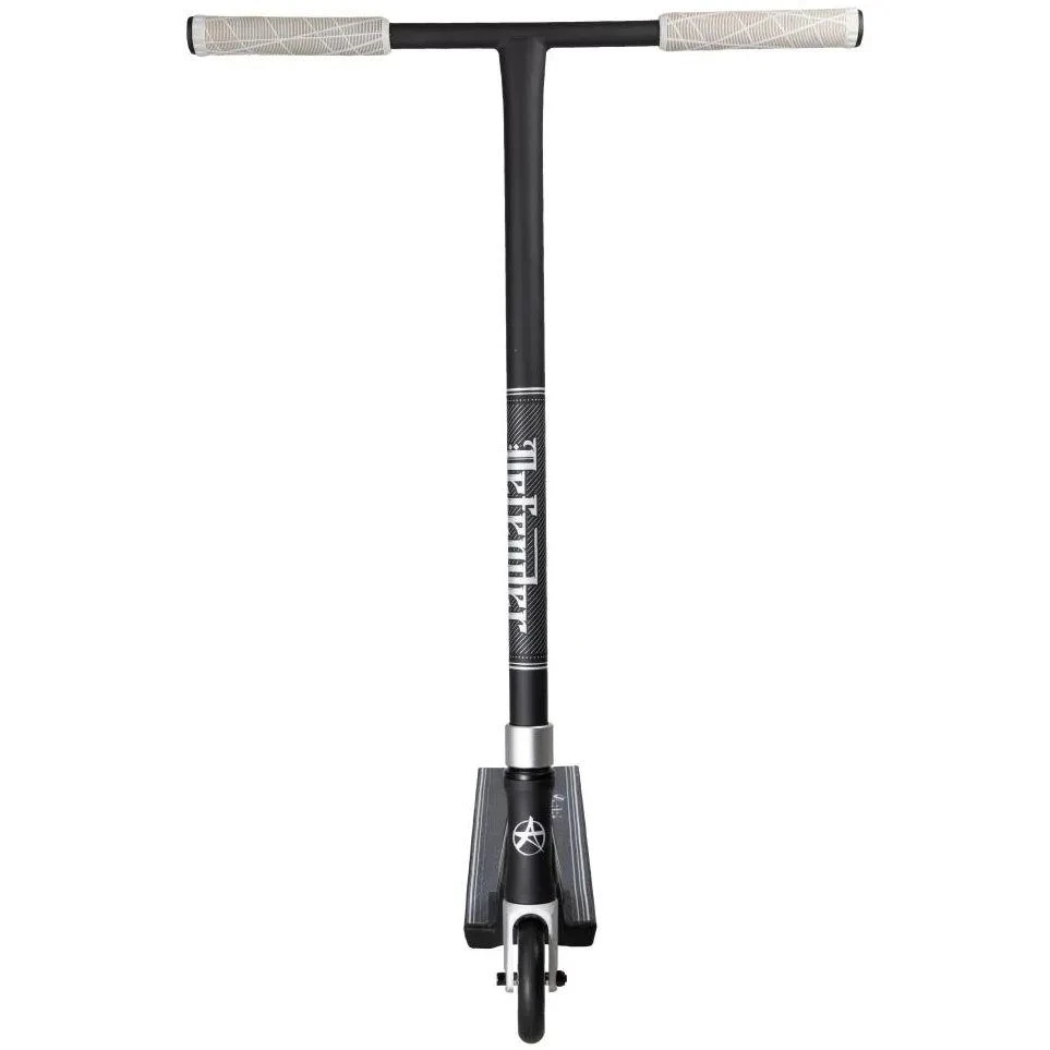 Addict Defender 3.0 Stunt Scooter - Black/Silver 4 Addict Defender 3.0 Stunt Scooter - Black/Silver - Image 2
