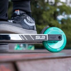 CORE SL2 Complete Stunt Scooter - Chrome/Teal -Online Sports Store COR 822 SLT COM CHT Lifestyle 0 0057