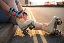 LMNADE Throwback Quad Roller Skates - Sunrise -Online Sports Store LMN 2021 TBK QSK SUN 11 4818