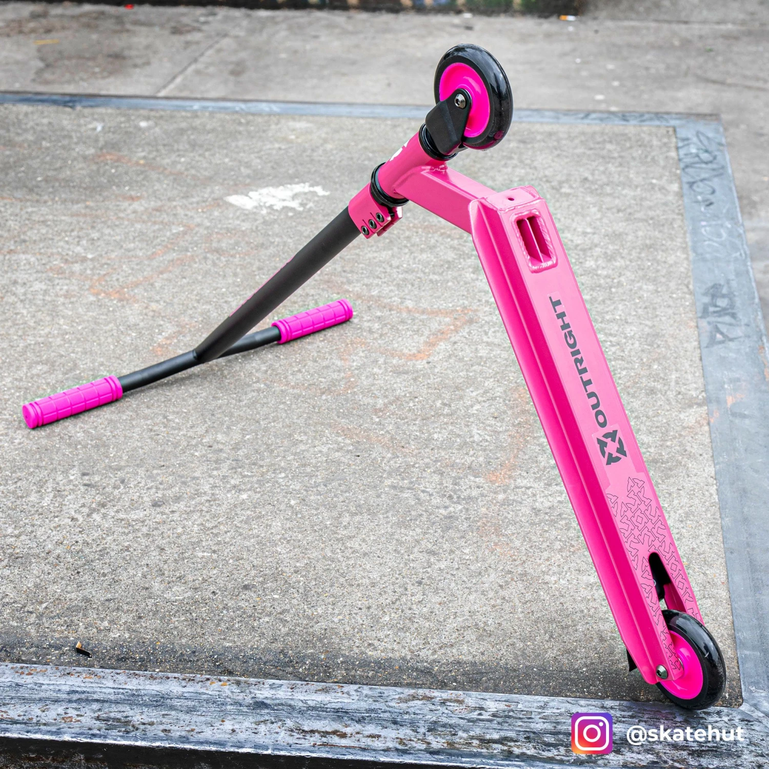 Outright Midas Stunt Scooter - Hot Pink 4 Outright Midas Stunt Scooter - Hot Pink - Image 2