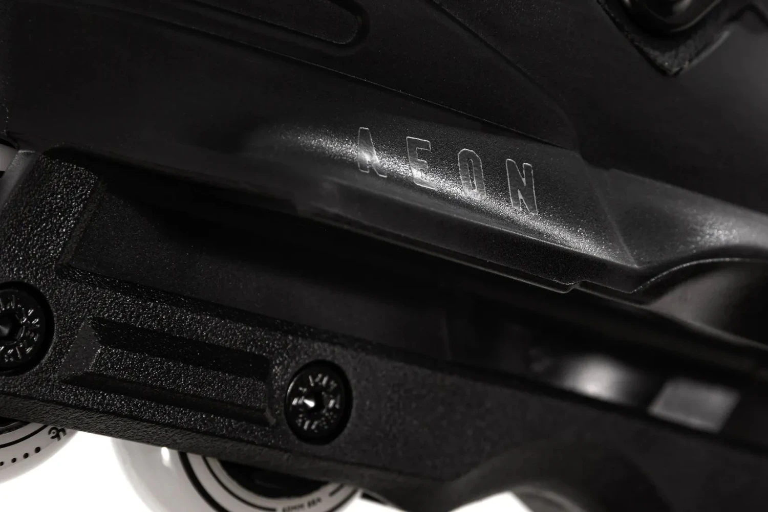 USD Aeon 60 XXI Aggressive Skates - Black 7 USD Aeon 60 XXI Aggressive Skates - Black - Image 5