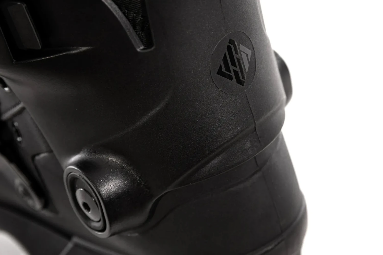 USD Aeon 60 XXI Aggressive Skates - Black 8 USD Aeon 60 XXI Aggressive Skates - Black - Image 6