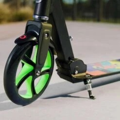 Razor A5 Lux Lighted Commuter Scooter - Green -Online Sports Store RAZ 1122 A5L COM SCO GRE Lifestyle 0 8509