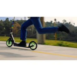 Razor A5 Lux Lighted Commuter Scooter - Green -Online Sports Store RAZ 1122 A5L COM SCO GRE Lifestyle 1 1376