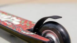 Razor Beast V6 Stunt Scooter - Red -Online Sports Store RAZ 1122 BEA V6 SCO RED 8 b5e7