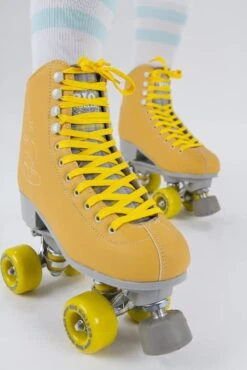Rio Roller Signature Quad Roller Skates - Yellow -Online Sports Store RIO 219 SIG SKA YEL 4005 4e50