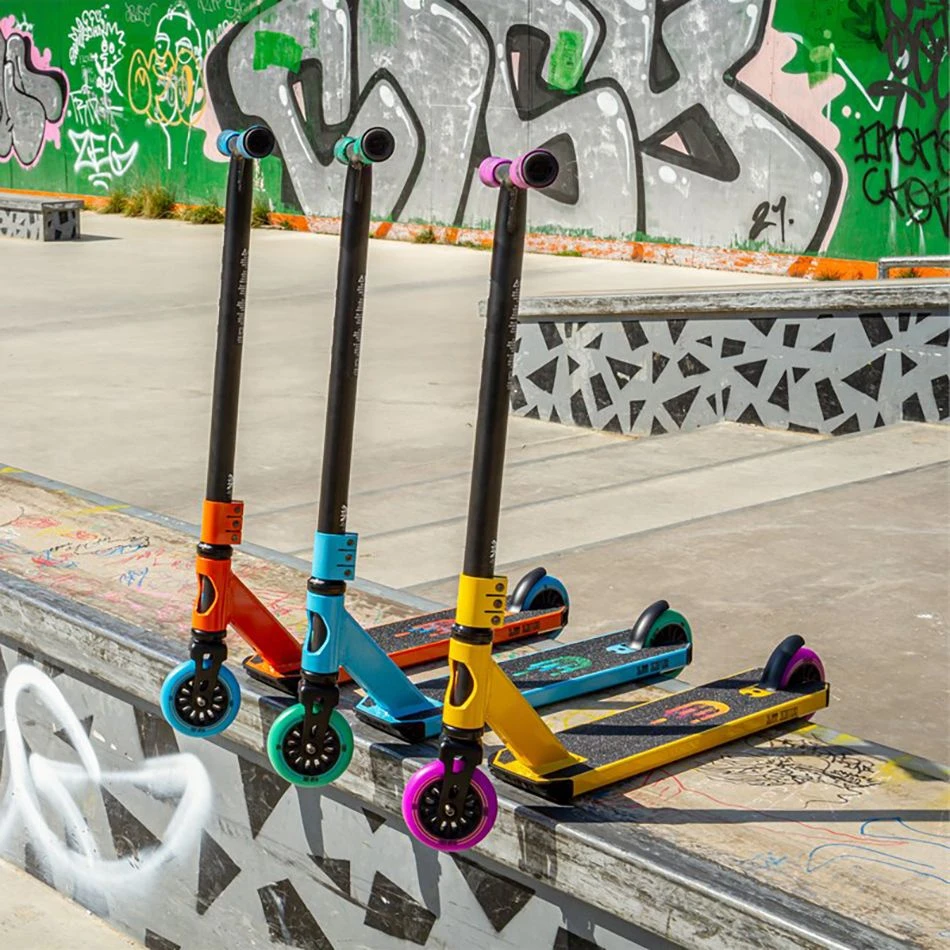 Slamm Tantrum V9 Stunt Scooter - Blue 7 Slamm Tantrum V9 Stunt Scooter - Blue - Image 5